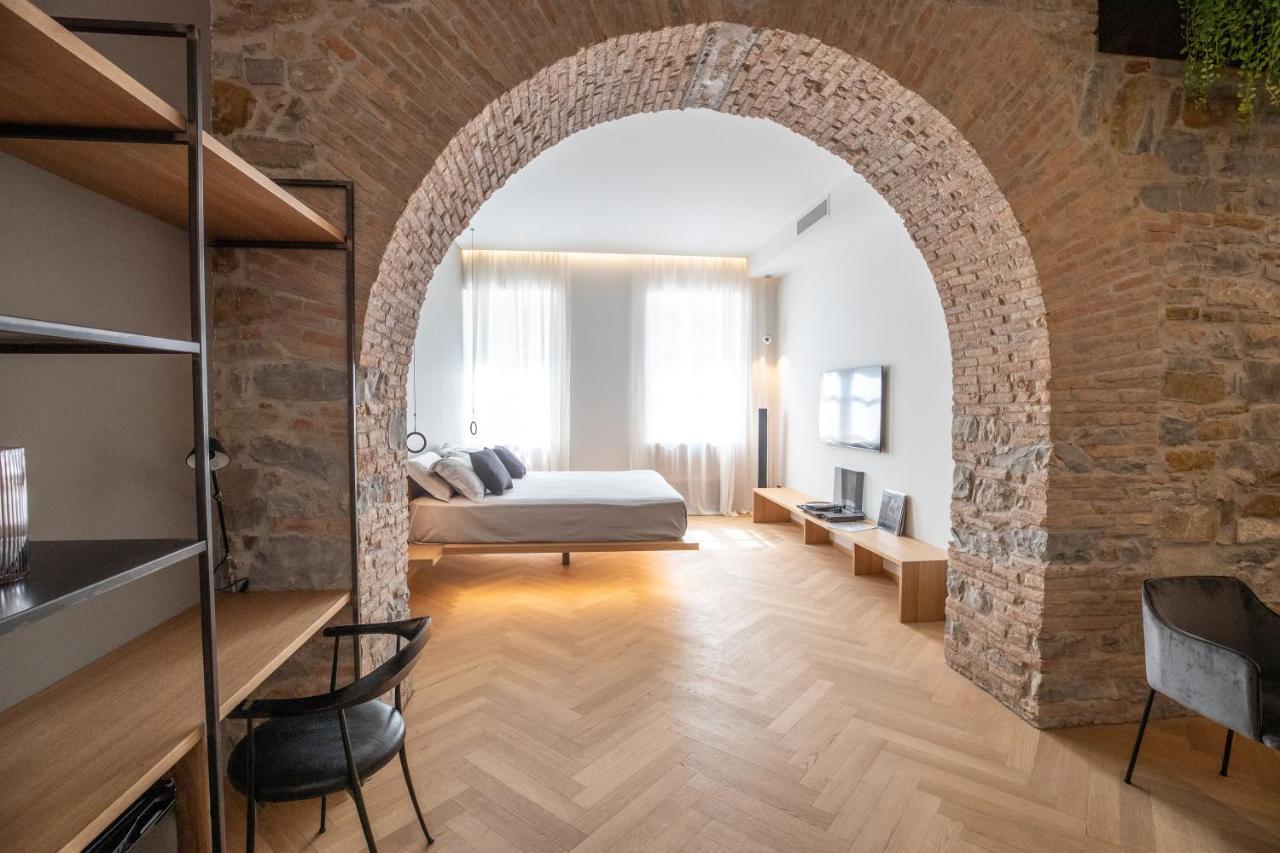 S1 Luxury Suites And Rooms Триест Екстериор снимка