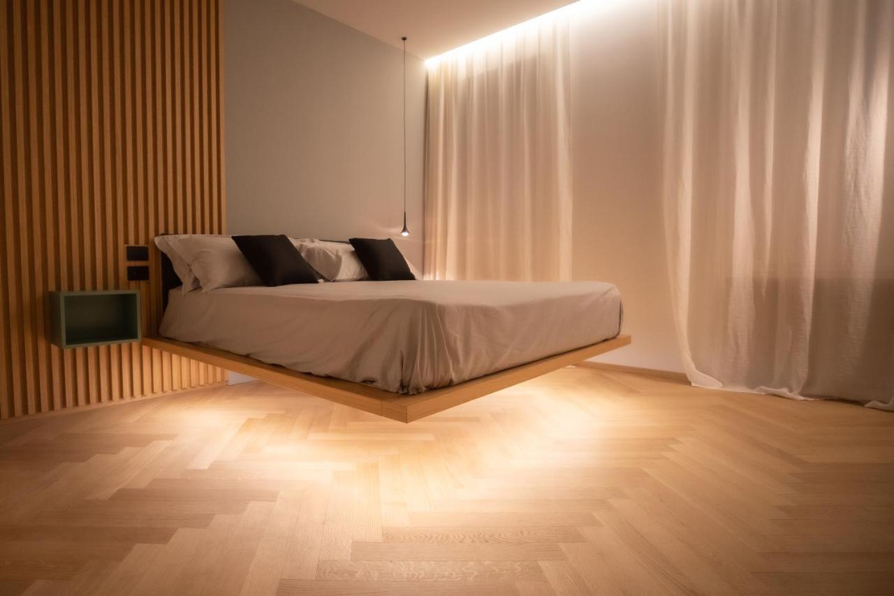 S1 Luxury Suites And Rooms Триест Екстериор снимка