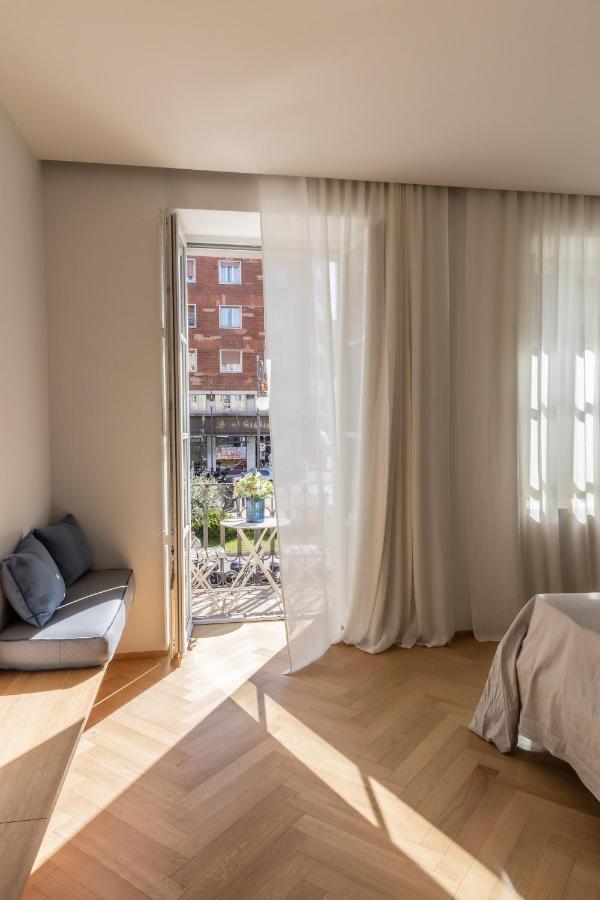 S1 Luxury Suites And Rooms Триест Екстериор снимка